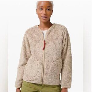 Lululemon Athletica Oh So Sherpa full  zip jacket Trench size 6
